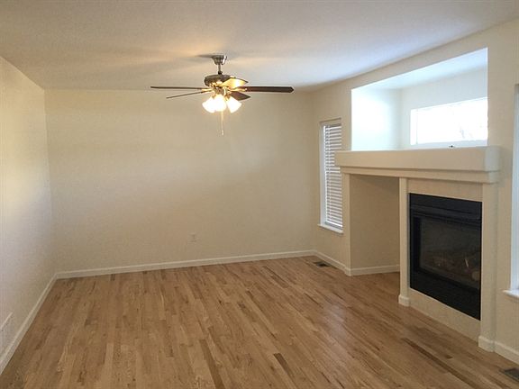 4th image of 180 Terra Vista St