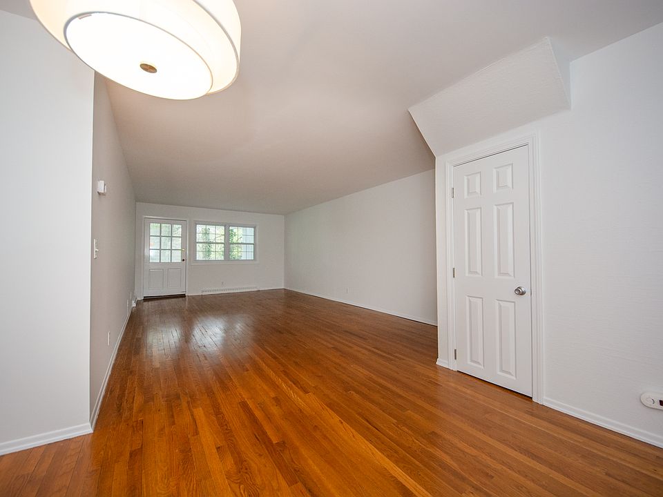 Living Room entrance view