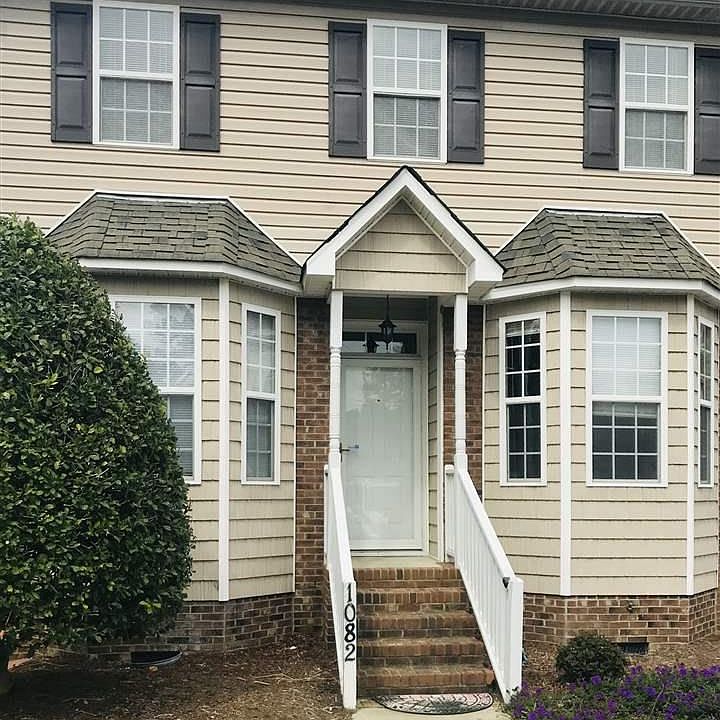 2nd image of 1082 S Lakeside Dr Unit A