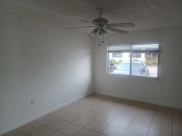 4808 Lucaya Dr — Photo 9