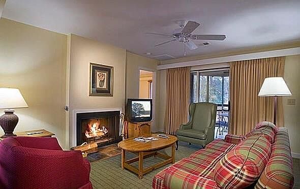2nd image of 2155 Sweetgum Ln