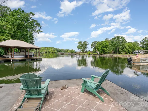 4879 Shady Meadow Ln, Denver, NC 28037