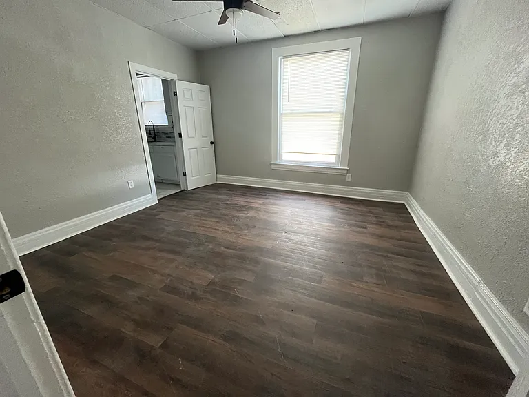 216 S Prospect Ave — Photo 15