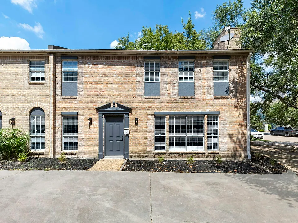 2226 Nantucket Dr
