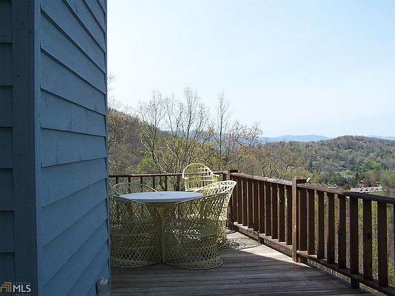 5th image of 380 Walking Bear Ln