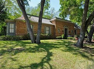 1 Willowood St, Highland Park, TX 75205