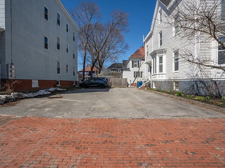 63 William St #1 — Photo 5