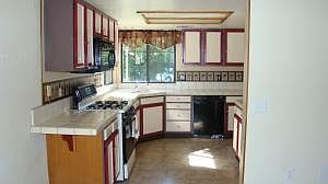4th image of 3611 Canterbury Dr