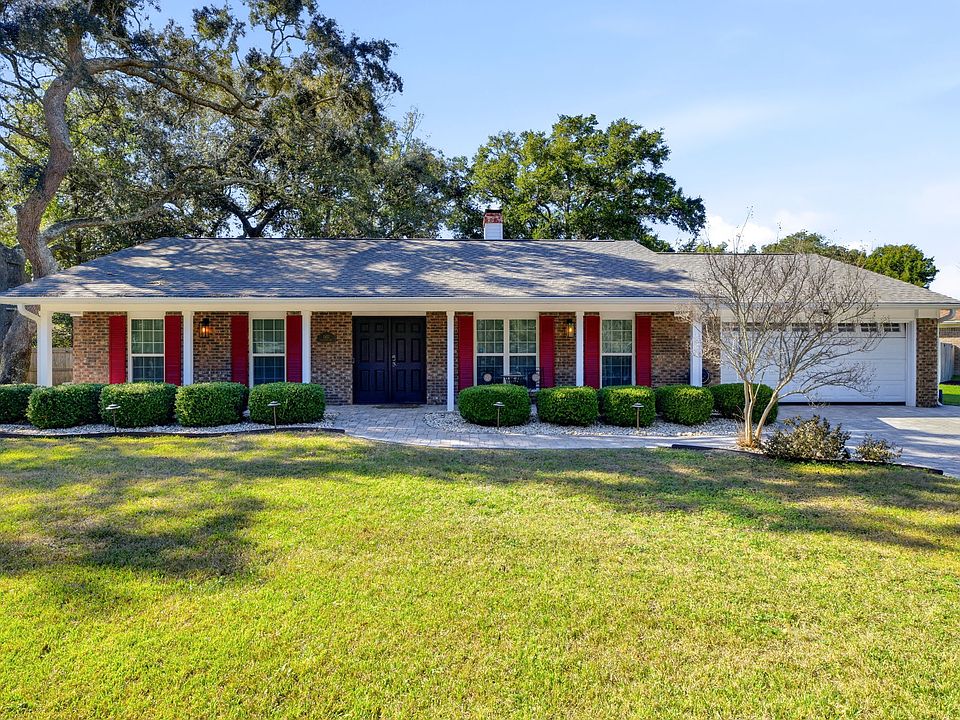 1st image of 7477 Baywoods Ln