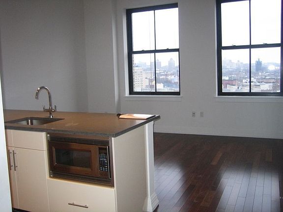 Kitchen facing Brooklyn