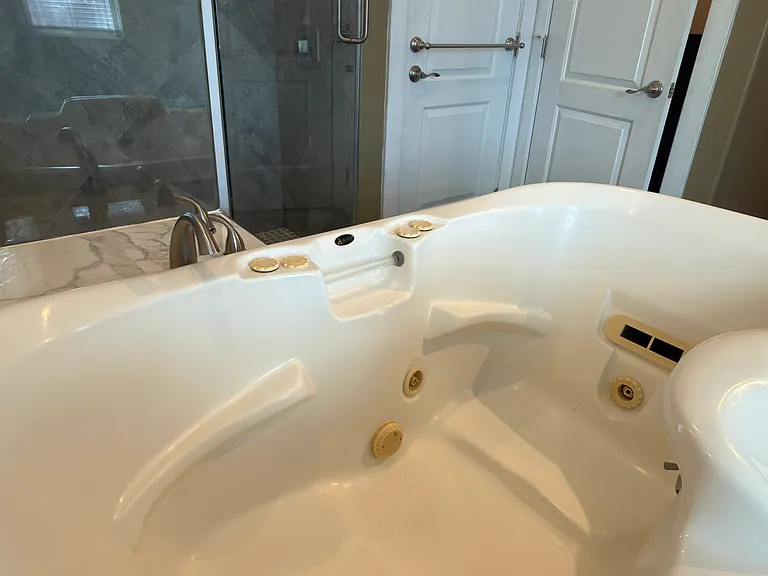 3385 W Agate Ave — Photo 18