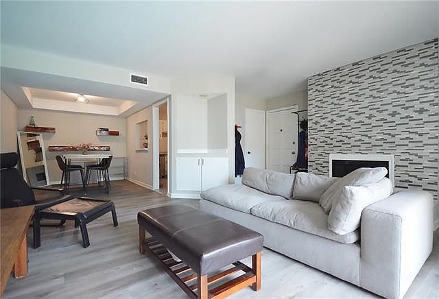 1st image of 4515 Headwood Dr APT 6