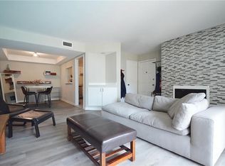 4515 Headwood Dr APT 6, Kansas City, MO 64111