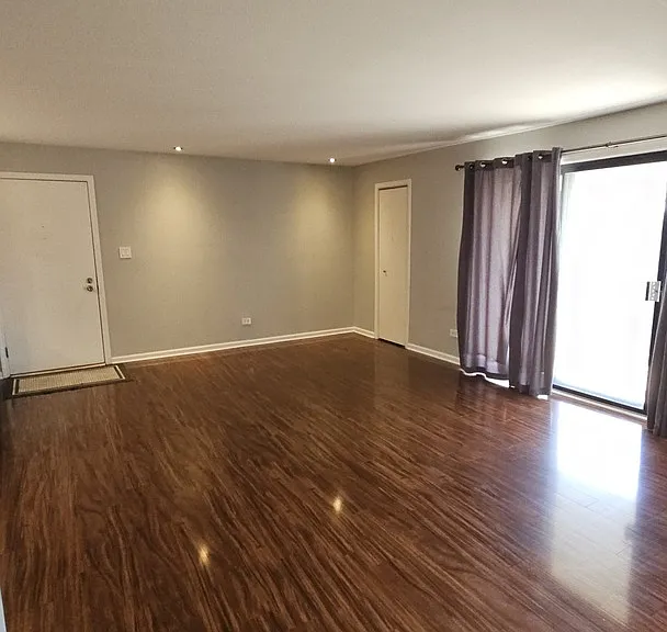 10910 S Kilpatrick Ave #3NW — Photo 4