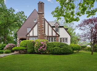 527 Shore Acres Dr, Mamaroneck, NY 10543