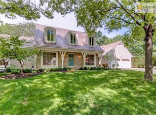7902 Bristol Ct, Prairie Village, KS 66208
