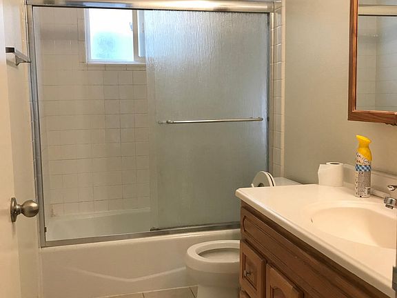 5th image of 160 1st Ave APT 3