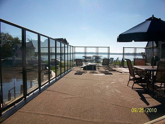 2nd image of 1620 Lakeshore Dr