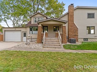 473 Lakeshore Blvd, Muskegon, MI