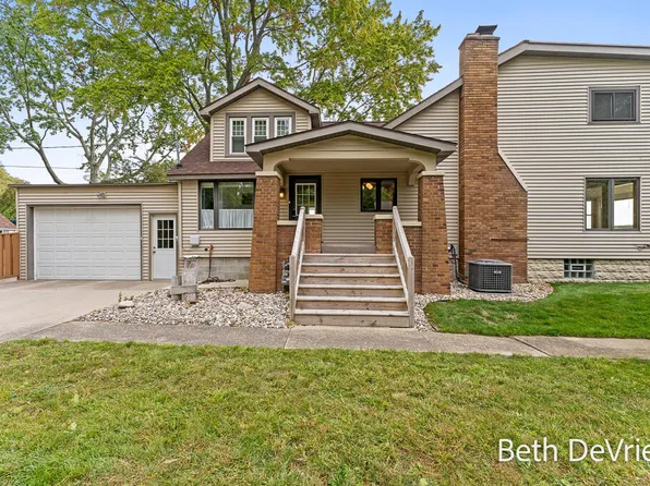 473 Lakeshore Blvd, Muskegon, MI 49444