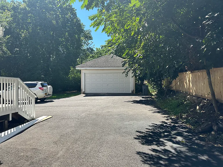 336 Cedar Ave #B — Photo 14