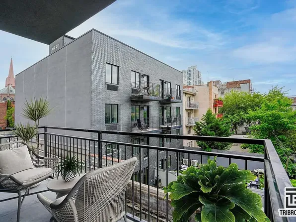 417 Lorimer St, Brooklyn, NY