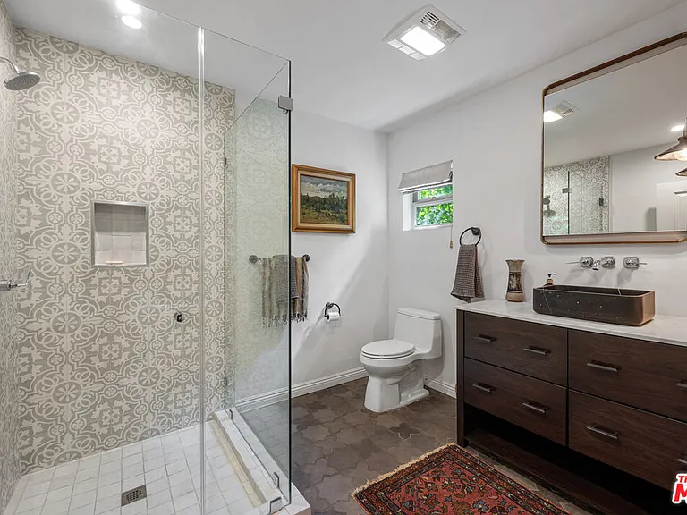 11940 Westminster Ave — Photo 36