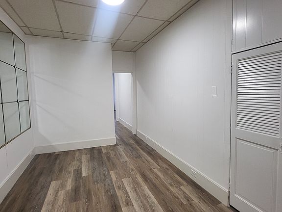 5th image of 821 Metropolitan Ave #2B
