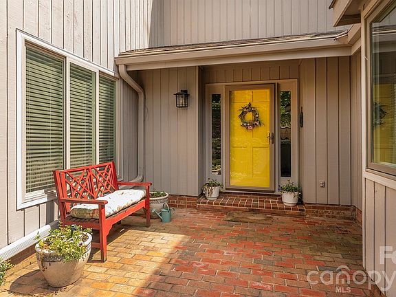 3rd image of 5100 Gamton Ct