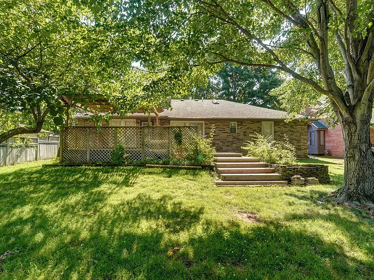 4035 S Parkcrest Ave — Photo 7