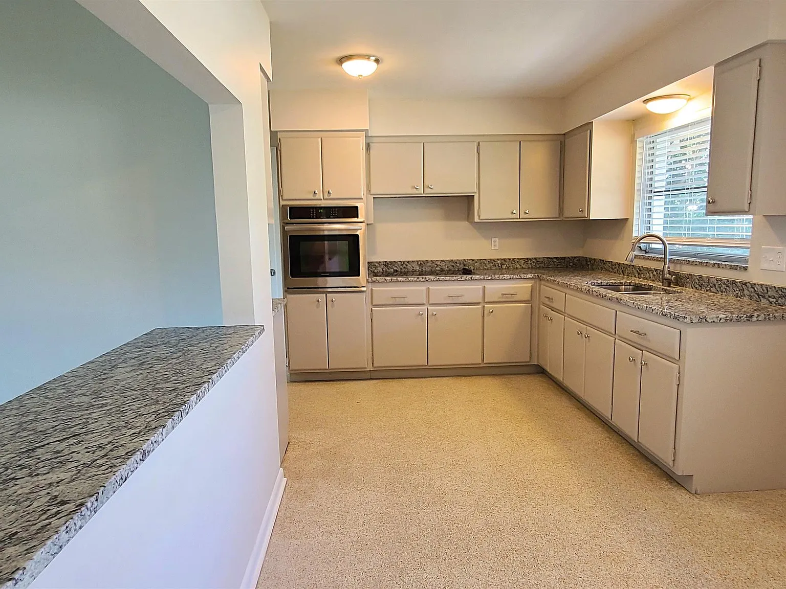 RIY (1512 Picardy Circle) - 1 — Photo 3
