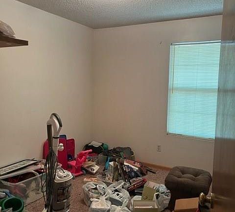 4th image of 109 Garden St