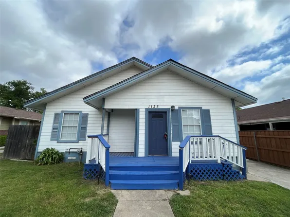 1125 Bessie St, Fort Worth, TX 76104