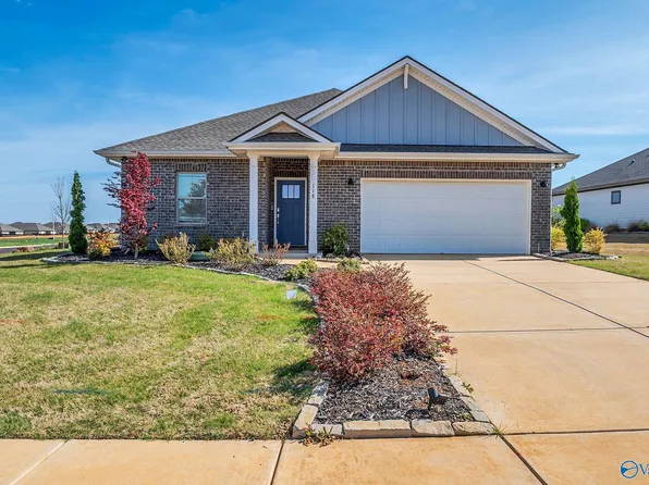 118 Lillian Farms Blvd, Huntsville, AL 35811