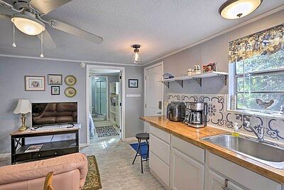 1st image of 451 Havana Hwy #B