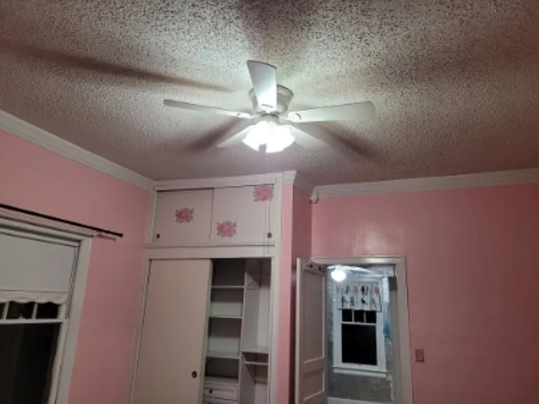 1121 Elm St — Photo 20