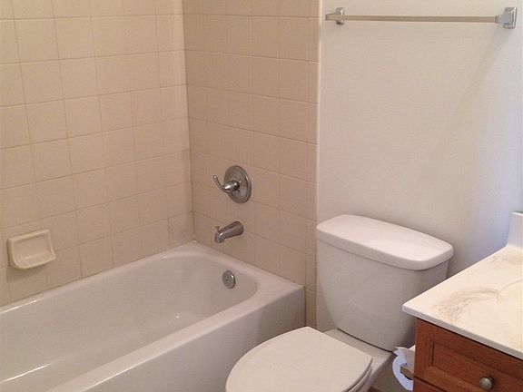 5th image of 113 Laurel Wood Way Unit 203