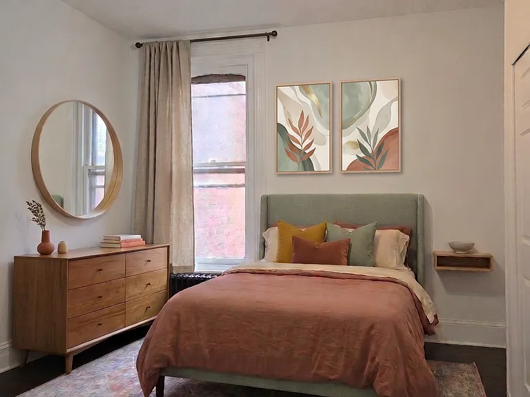1034 W Walnut St #1 — Photo 8