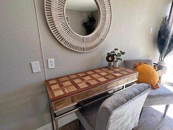 4th image of 2632 N Circle Dr #2526