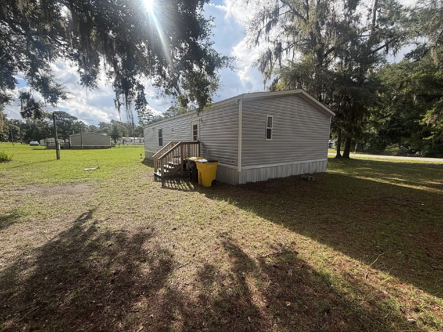 3 bed, 2.0 bath, 1344 sqft, $1,650 — Photo 3