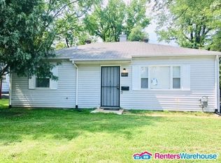 8611 Graham Ln, Saint Louis, MO 63134