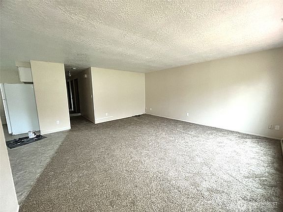3rd image of 1409 Bowmont Avenue