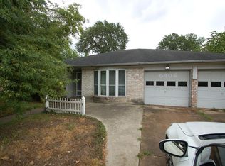 6906 Deer Ridge Ln, Houston, TX 77086