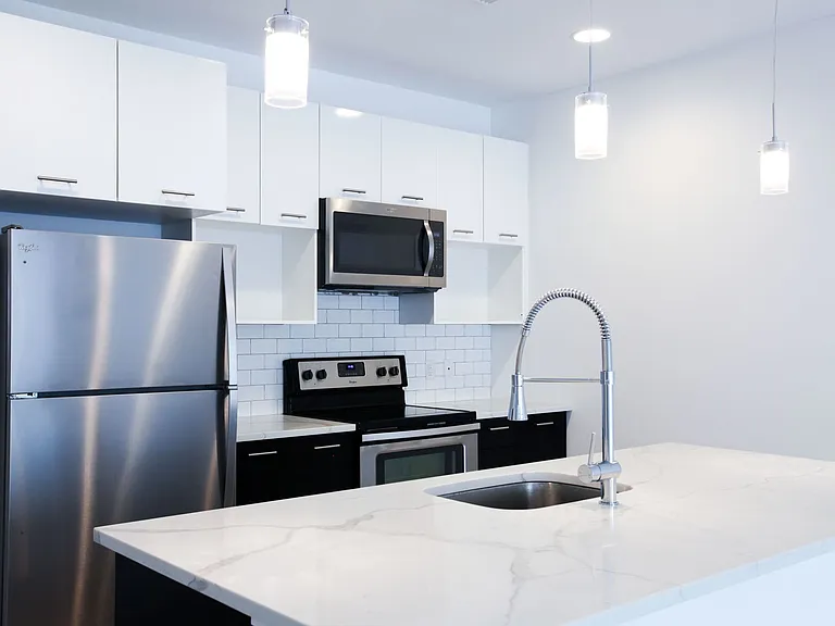 Excelsior Park Apartments — Photo 33