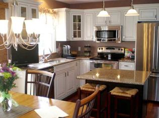 3205 Steeple Chase Ln, Perrysburg, OH 43551