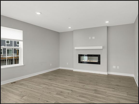 3rd image of 12511 Harpers Ct NE Unit A