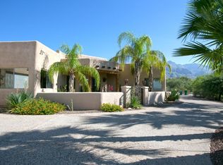 800 E Via Linterna, Tucson, AZ 85718