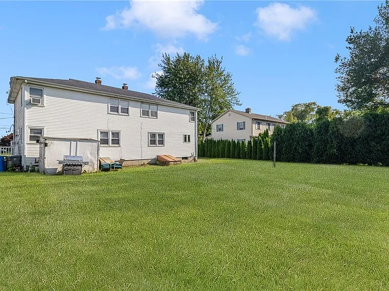 9 Chestnut Hill Rd #B — Photo 32
