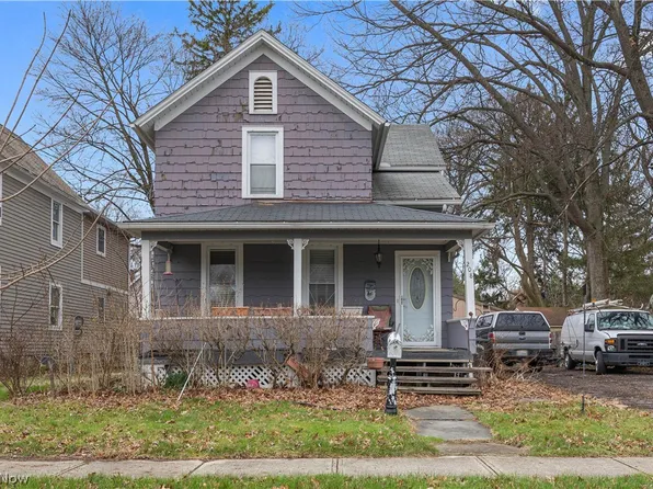 208 Glenwood St, Elyria, OH 44035