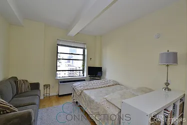 Rented by City Connections Realty